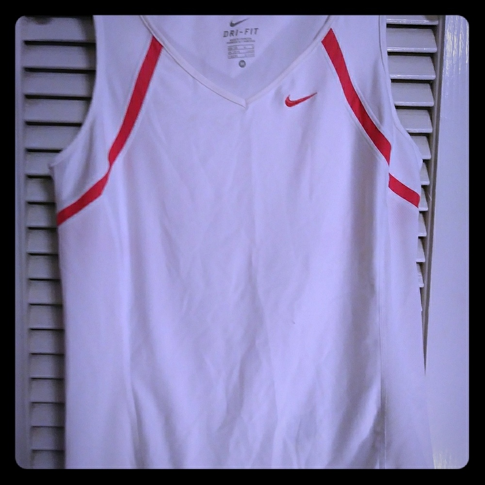 Ladies Tennis Apparel